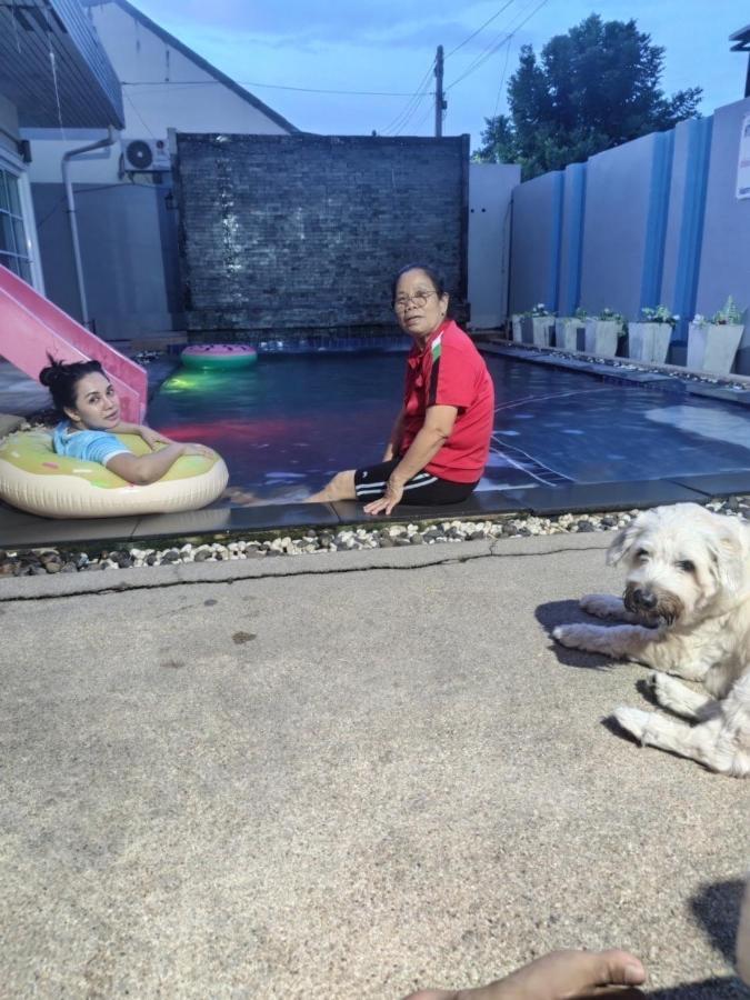 Apo Party Hua-hin Private Poolvilla From 4km 別墅